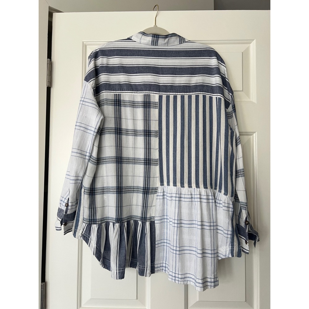 Pilcro Buttondown Flounce Shirt Size medium Blue White Lightweight - Picture 4 of 5